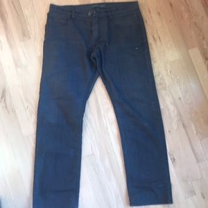 Men’s jeans in EUC!